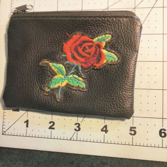 Black Faux Leather Coin Purse Embroidered Red Rose Zipper - Picture 6 of 6